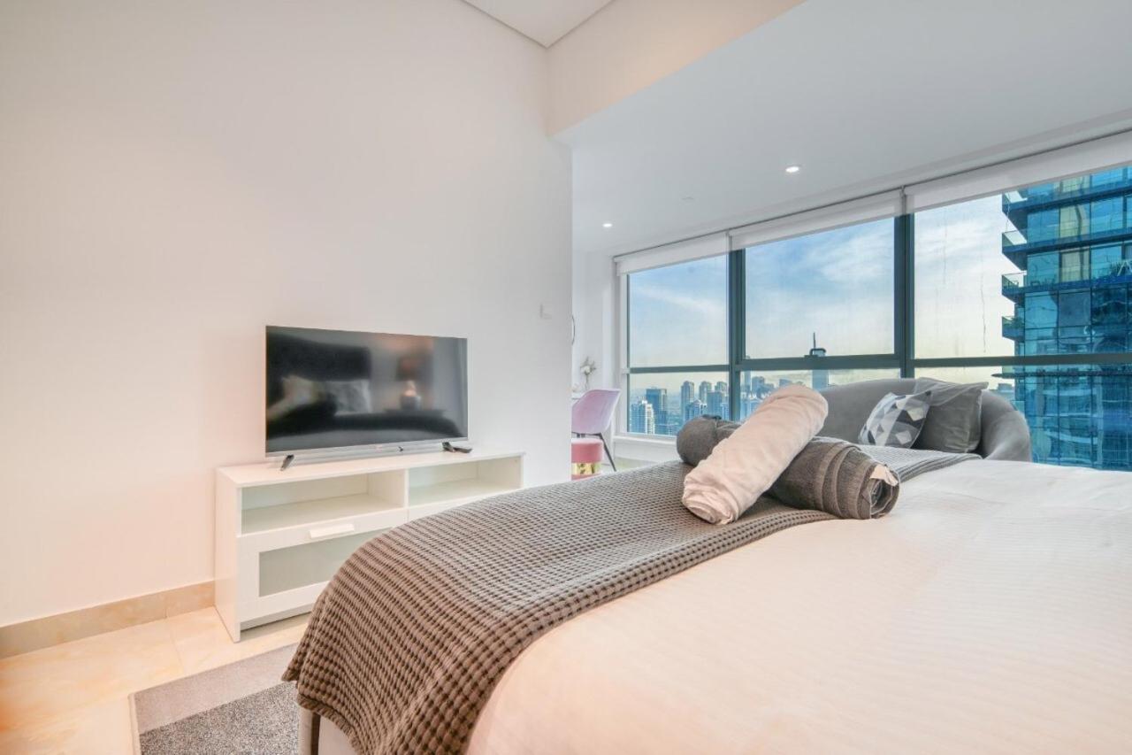 The Marina Penthouse Near Jbr 46th Floor شقة